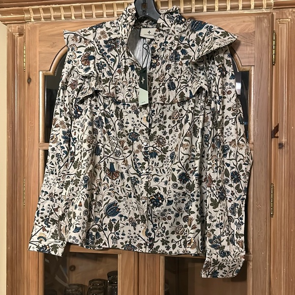 Wildwood Floral Western Winnie Blouse Pearl Snap Button
TUCKERNUCK - Picture 3 of 9